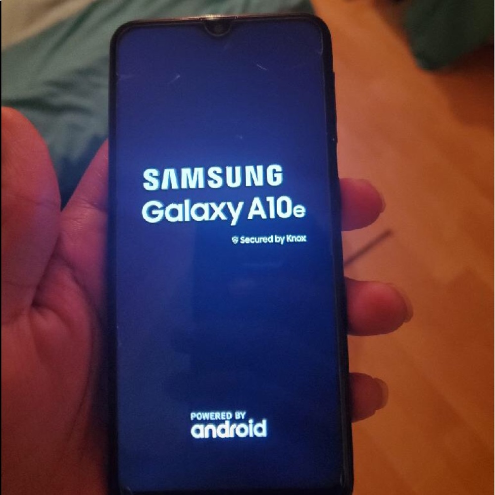 Pre Owned Samsung Galaxy A10e